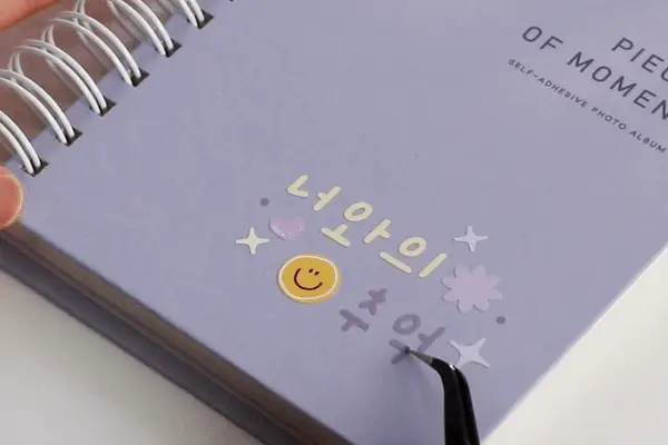 [스티커증정] 아이코닉 레터링 네컷앨범 상세페이지 6